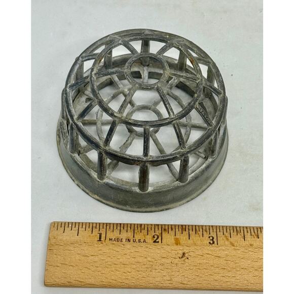 Vintage Gray Metal Flower Frog 3 1/2” Cage Design - Picture 8 of 10